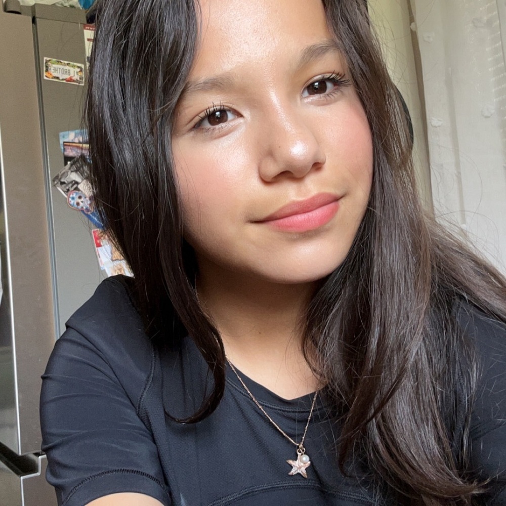 Meet your Posher, Ava